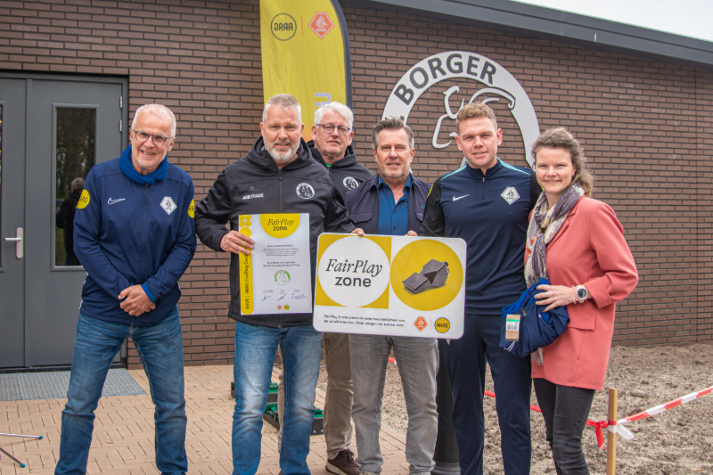 Uitreiking ARAG 2-Sterren Fairplay-certificaat aan SV Borger
